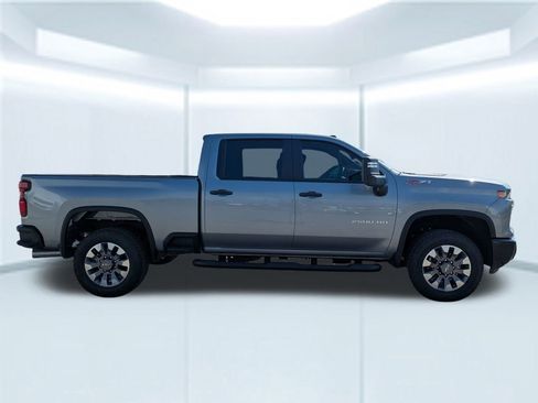 New 2026 Chevrolet Silverado 2500 Custom w/ Custom Value Package image 8