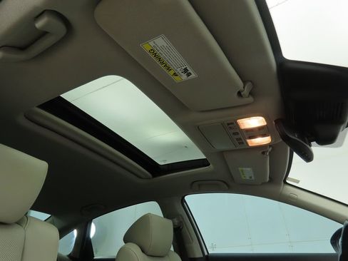 Certified 2021 Honda Accord Touring image 18