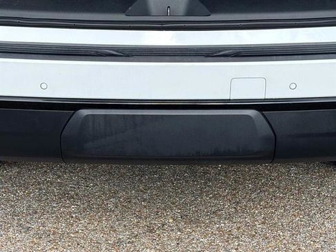 Used 2024 Chevrolet Suburban Z71 w/ Luxury Package image 40