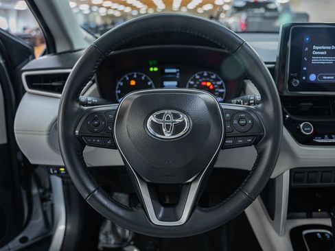 Used 2024 Toyota Corolla Cross LE w/ Moonroof Package AWD/4WD image 30