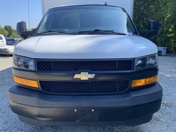 Used 2020 Chevrolet Express 3500 Extended w/ Driver Convenience Package RWD image 15