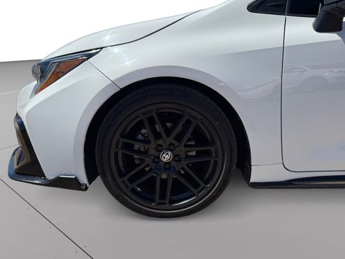 Used 2022 Toyota Corolla SE FWD image 9