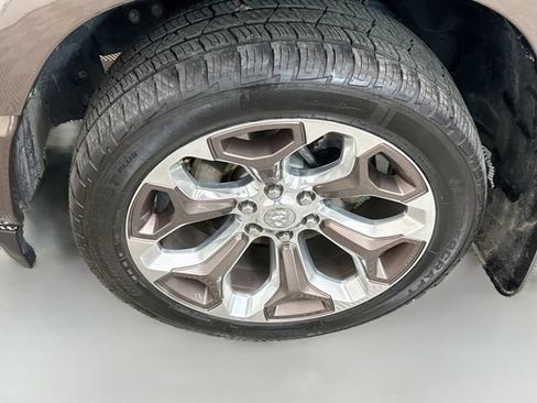 Used 2021 RAM 1500 Limited AWD/4WD image 31