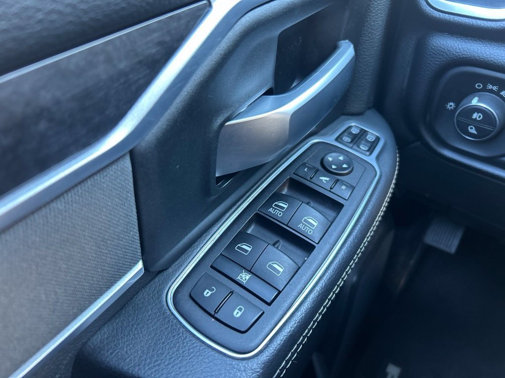 Used 2024 RAM 2500 Big Horn AWD/4WD image 29