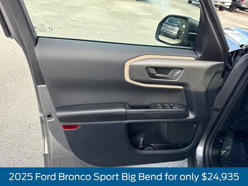 Used 2025 Ford Bronco Sport Big Bend AWD/4WD image 14