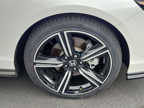Certified 2023 Honda Accord Sport image 6