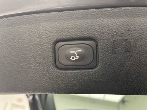 Used 2023 Ford Edge SEL w/ Convenience Package image 31