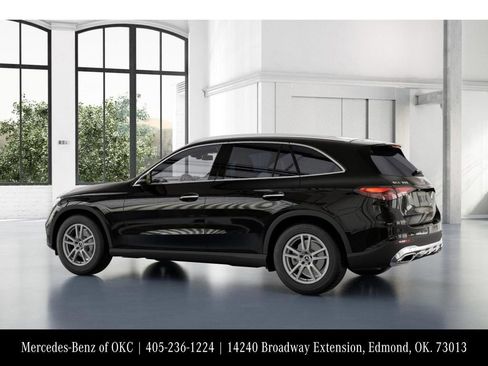 Used 2026 Mercedes-Benz GLC 300 4MATIC image 31