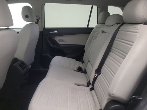 Used 2022 Volkswagen Tiguan S FWD image 18