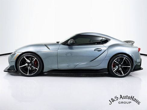 Used 2022 Toyota Supra Premium w/ Driver Assist Package RWD image 4