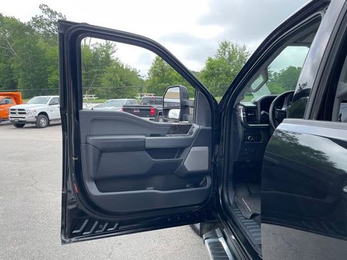 Used 2023 Ford F350 Lariat image 22