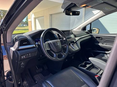 Used 2022 Honda Odyssey EX-L image 11