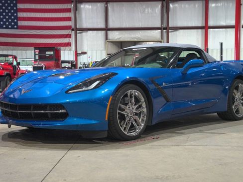 Used 2014 Chevrolet Corvette Stingray Convertible w/ 2LT Preferred Equipment Group RWD image 20