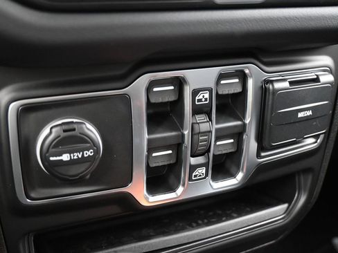 New 2026 Jeep Gladiator Sport image 21