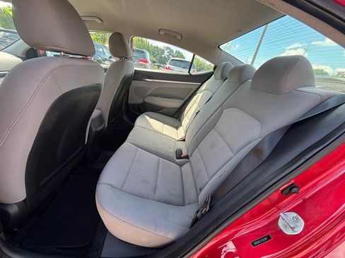 Used 2020 Hyundai Elantra SEL FWD image 14