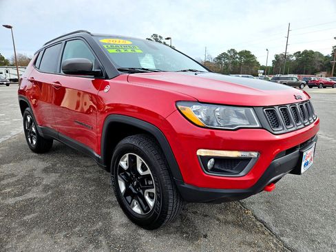 Used 2018 Jeep Compass Trailhawk w/ Cold Weather Group image 8