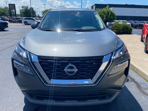 Used 2023 Nissan Rogue SV AWD/4WD image 3