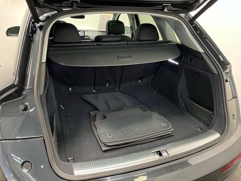 Used 2019 Audi Q5 Prestige image 25