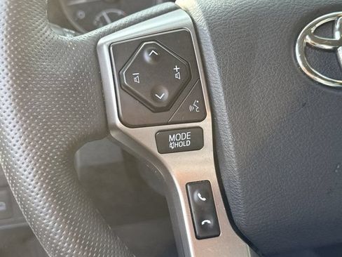 Used 2023 Toyota Tacoma SR5 w/ Technology Package AWD/4WD image 23
