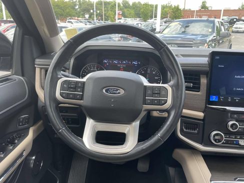 Used 2024 Ford Expedition Limited AWD/4WD image 15