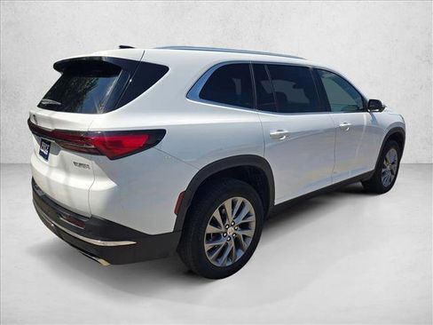 Used 2026 Buick Enclave Preferred FWD image 5