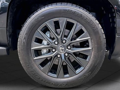 Used 2025 Lexus GX 550 w/ Cold Area Package AWD/4WD image 10