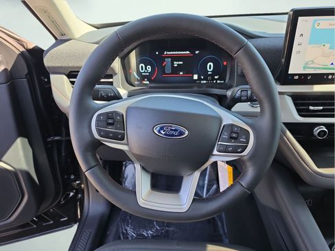 New 2026 Ford Explorer Active w/ Active Comfort Package AWD/4WD image 11