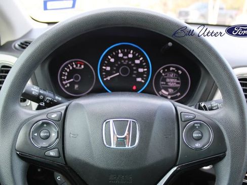 Used 2018 Honda HR-V EX image 23