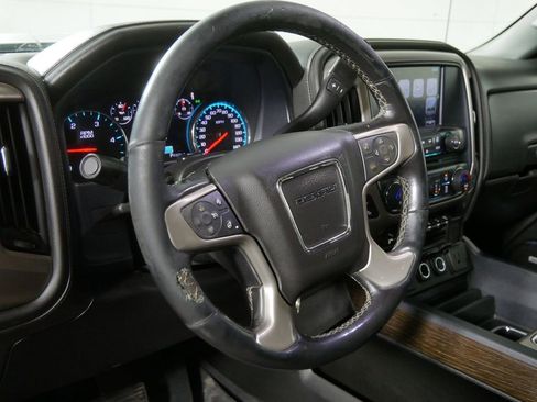 Used 2019 GMC Sierra 2500 Denali w/ Duramax Plus Package image 9