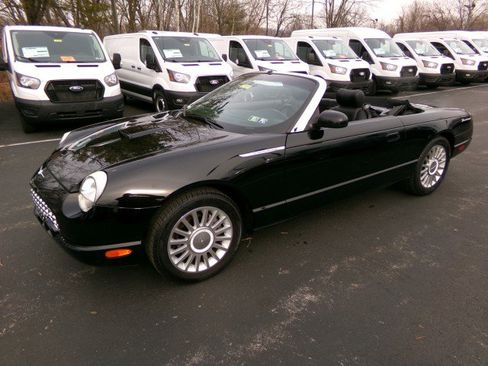 Used 2005 Ford Thunderbird Deluxe image 21