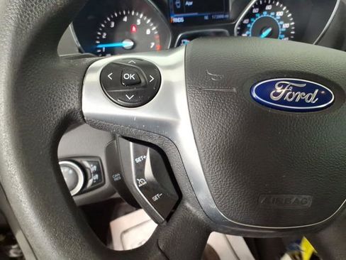 Used 2016 Ford Escape SE AWD/4WD image 17