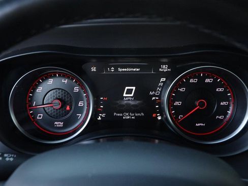 Used 2023 Dodge Charger SXT image 13