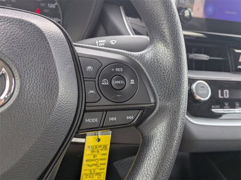 Used 2023 Toyota Corolla LE image 26