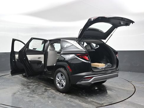 New 2026 Hyundai Tucson SE image 52