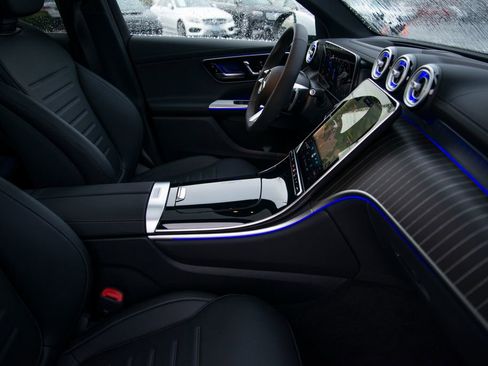 New 2026 Mercedes-Benz GLC 300 4MATIC image 19