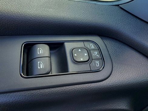 Used 2014 Mercedes-Benz Sprinter 3500 image 9