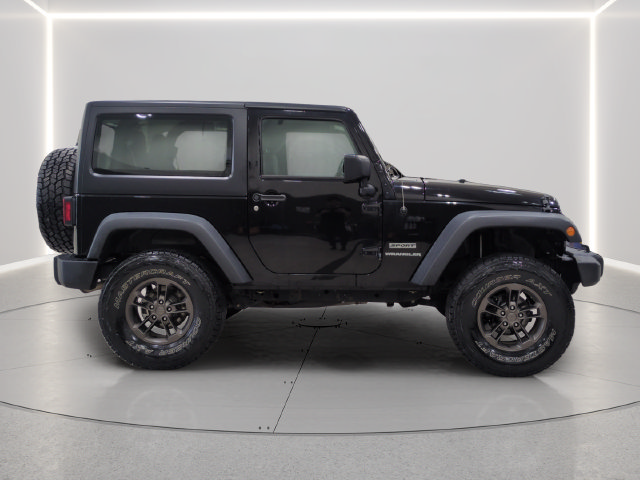 Used 2017 Jeep Wrangler Sport AWD/4WD image 6
