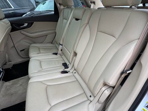 Used 2018 Audi Q7 3.0T Prestige w/ Prestige Package image 10