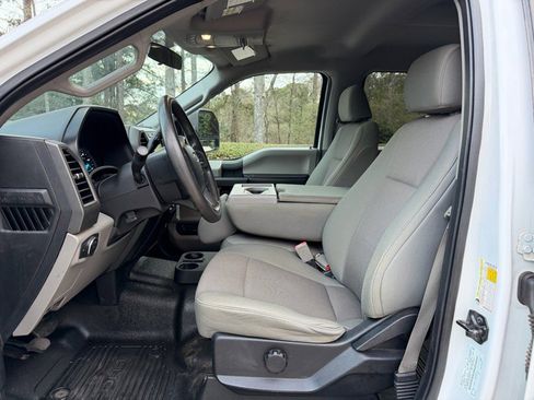 Used 2019 Ford F450 XL w/ STX Appearance Package image 17