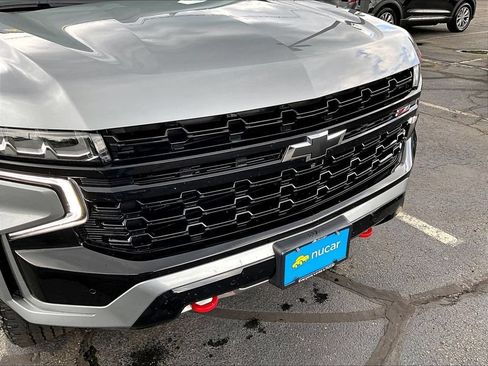 Used 2023 Chevrolet Tahoe Z71 w/ Luxury Package AWD/4WD image 31