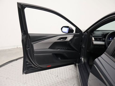 Used 2025 Toyota Camry SE FWD image 16