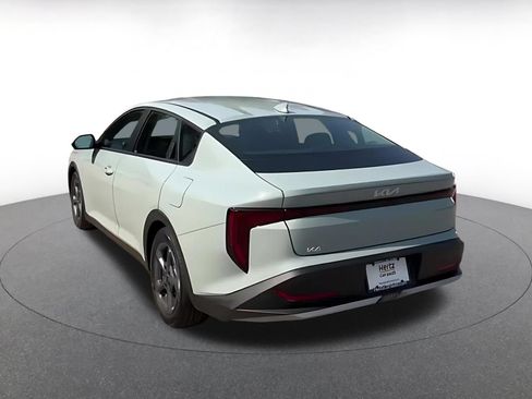 Used 2026 Kia K4 FWD image 14