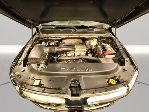 Used 2022 RAM 1500 Limited w/ Bed Utility Group image 10