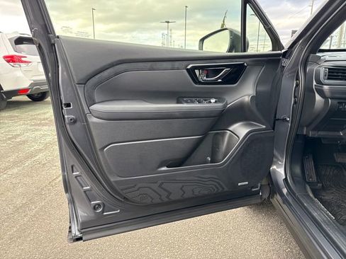 Used 2025 Subaru Forester Limited w/ Popular Package #1 image 15