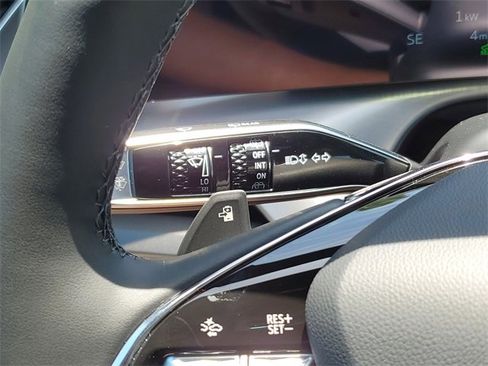 New 2026 Cadillac Vistiq Luxury image 14