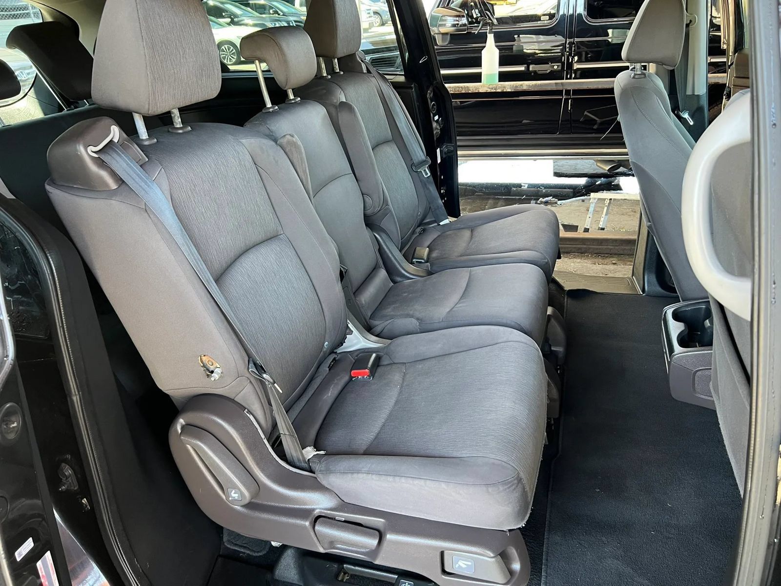 Used 2018 Honda Odyssey EX image 12