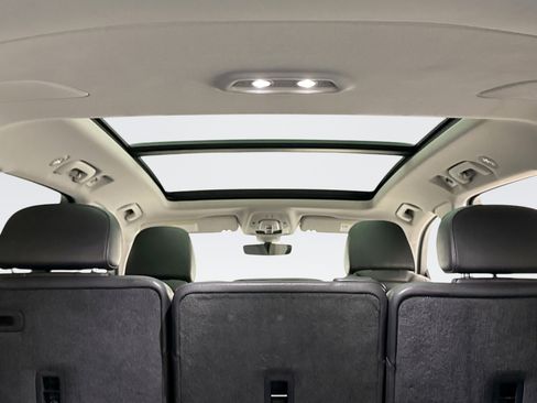 Used 2018 Audi Q7 3.0T Premium Plus image 18