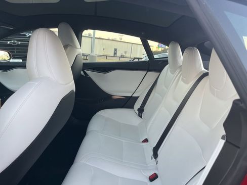 Used 2021 Tesla Model S Performance image 7