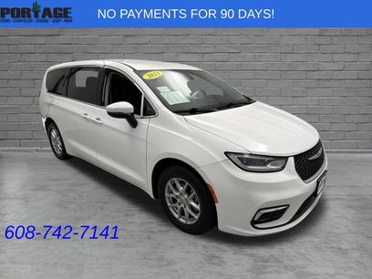 Used 2023 Chrysler Pacifica Touring-L