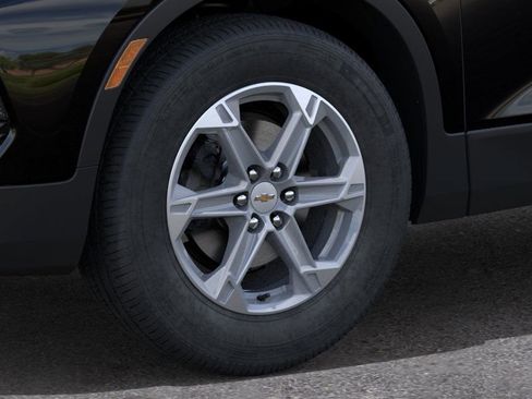 New 2026 Chevrolet Blazer LT image 9